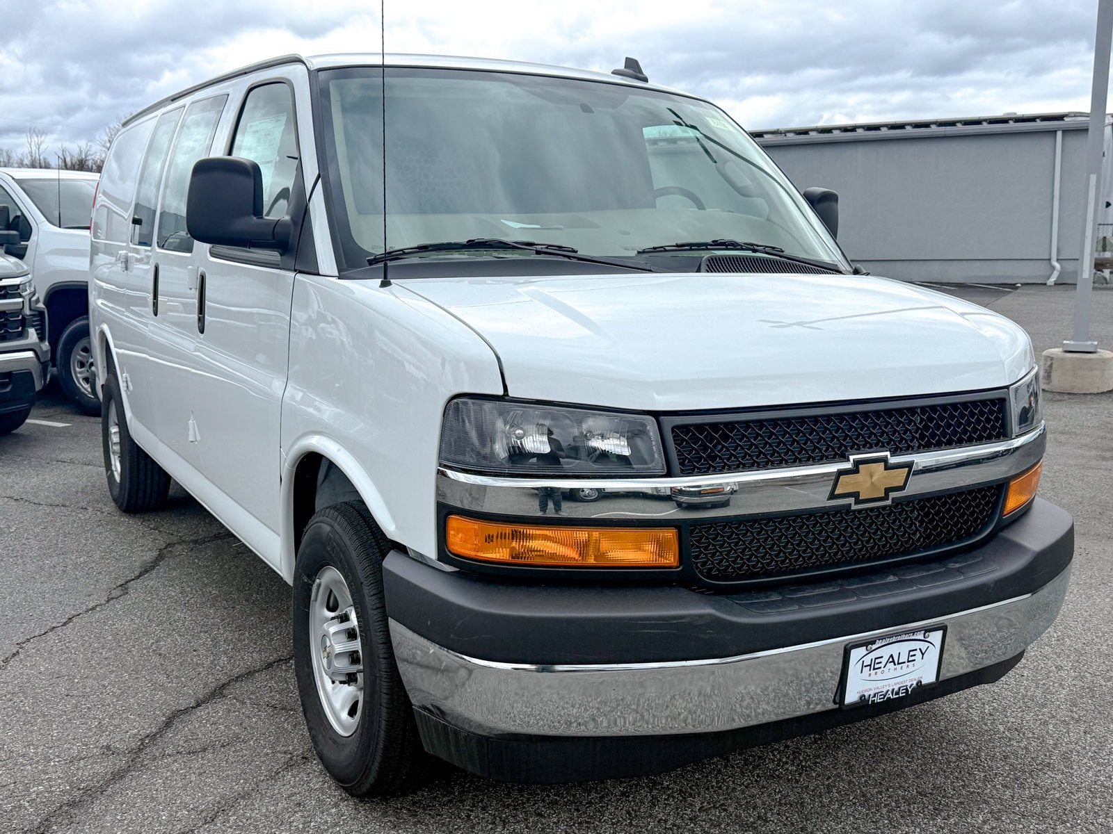 2025 Chevrolet Express Cargo Work Van