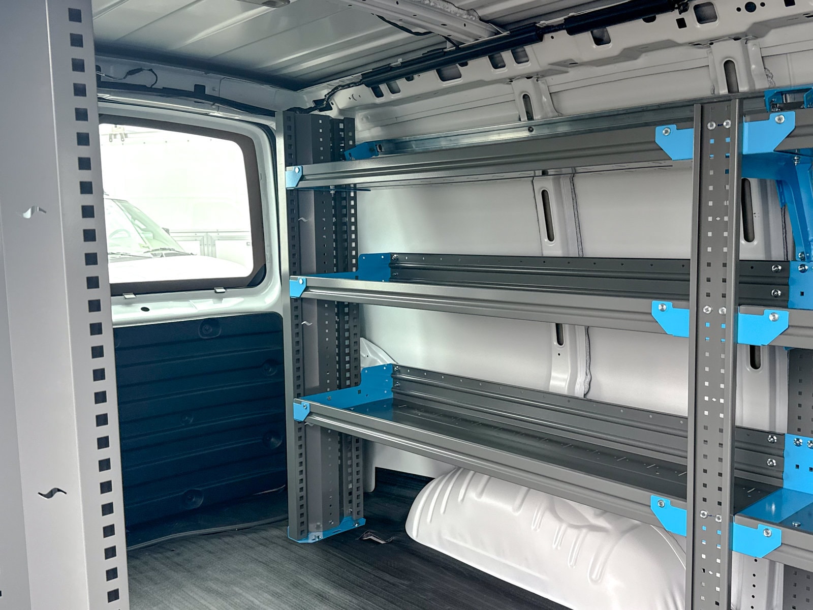 2025 Chevrolet Express Cargo Work Van - Photo 25