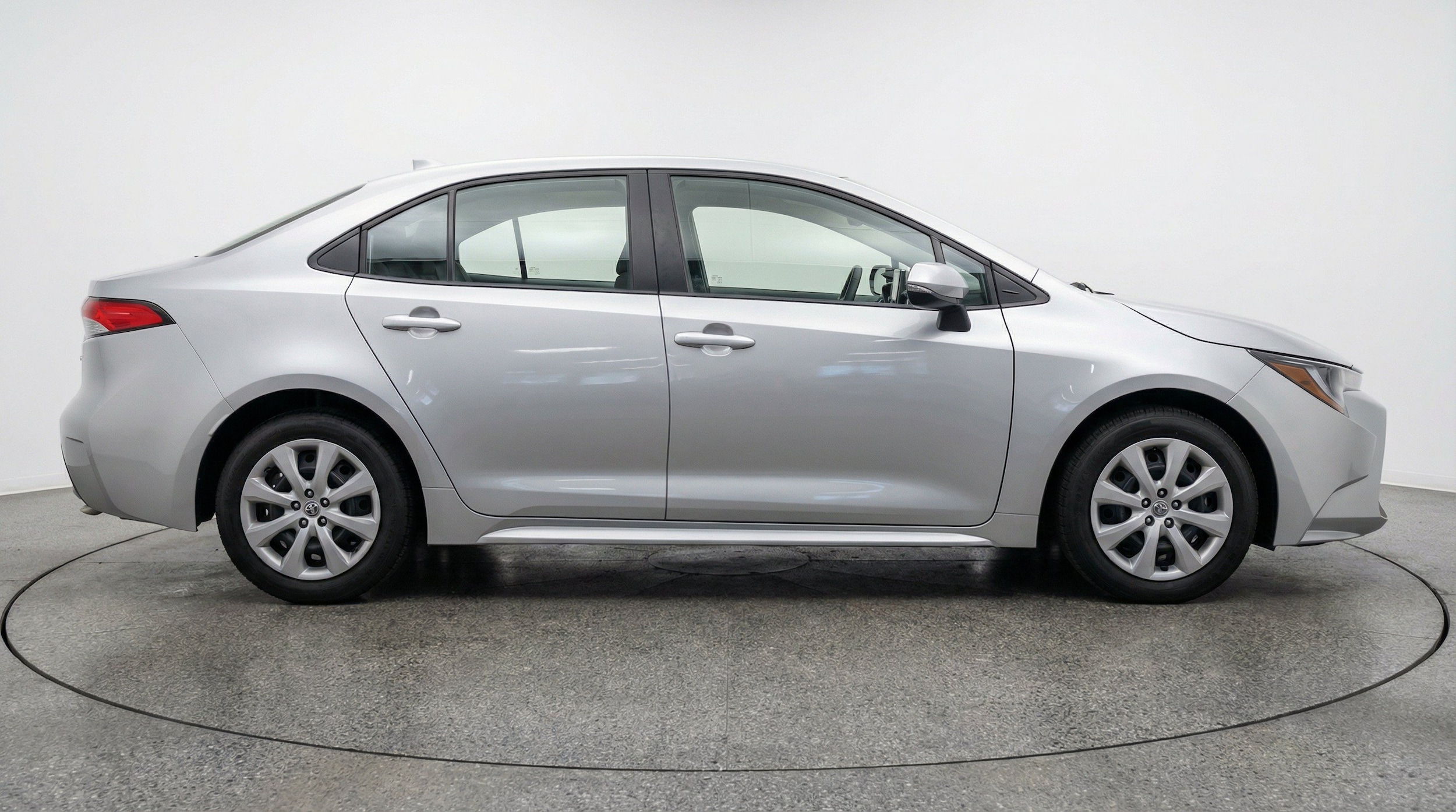 Thumbnail: 2025 Toyota Corolla - 11