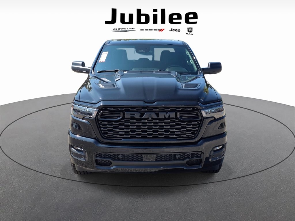 New 2027 Ram 1500 EXPRESS CREW CAB 4X4 5'7 BOX Pickup