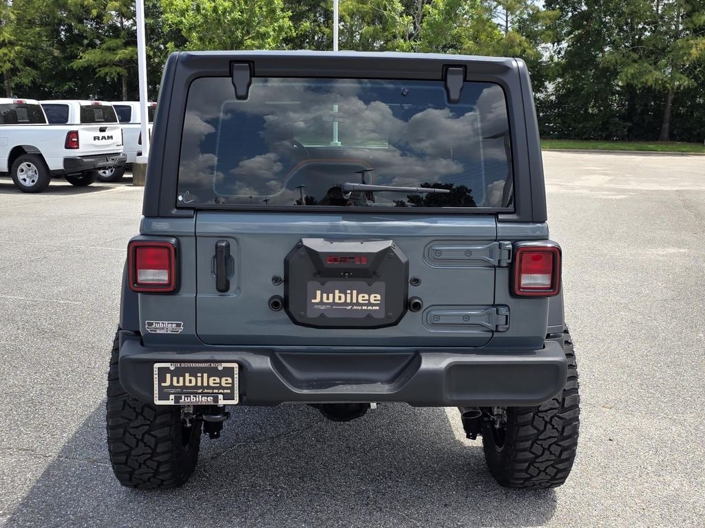 New 2026 Jeep Wrangler 4-DOOR SPORT Sport Utility