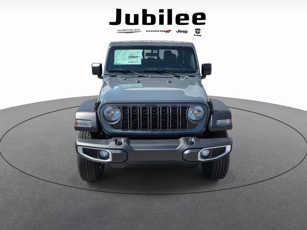 New 2026 Jeep Gladiator SPORT 4X4 Pickup