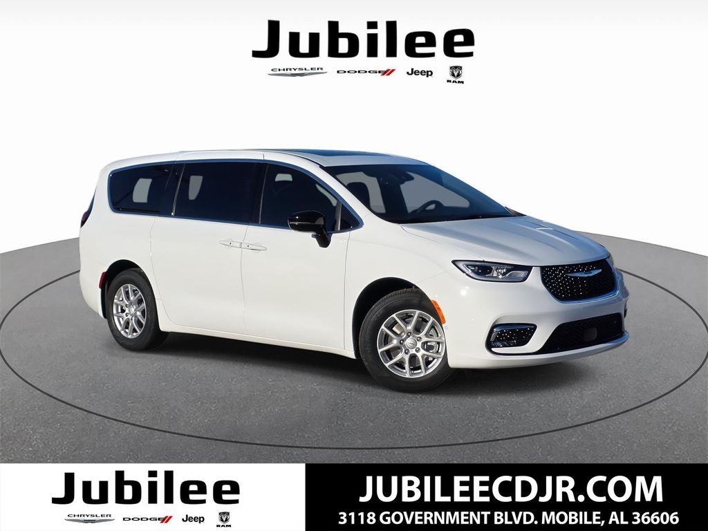 2026 Chrysler Pacifica