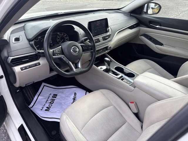 2019 Nissan Altima SV - Photo 12