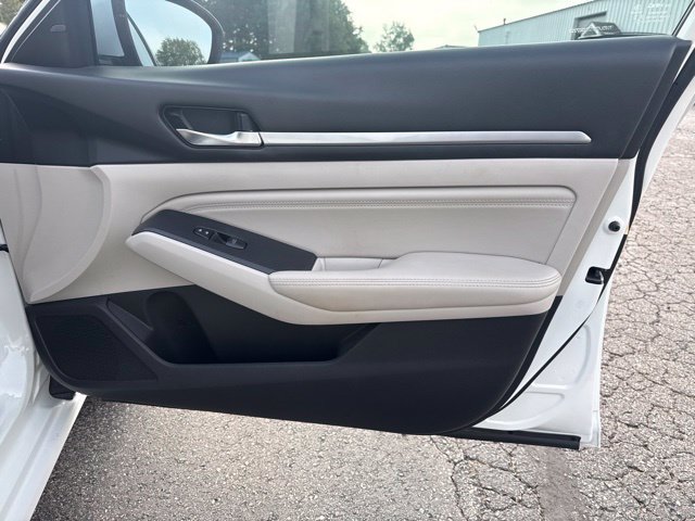 2019 Nissan Altima SV - Photo 32