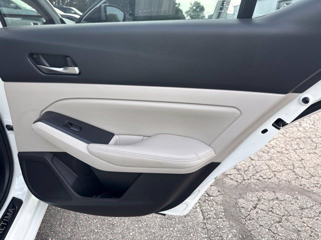 2019 Nissan Altima SV - Photo 34