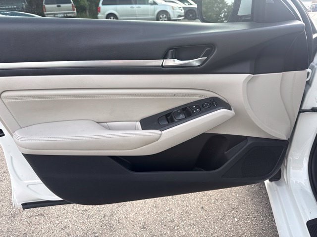 2019 Nissan Altima SV - Photo 33