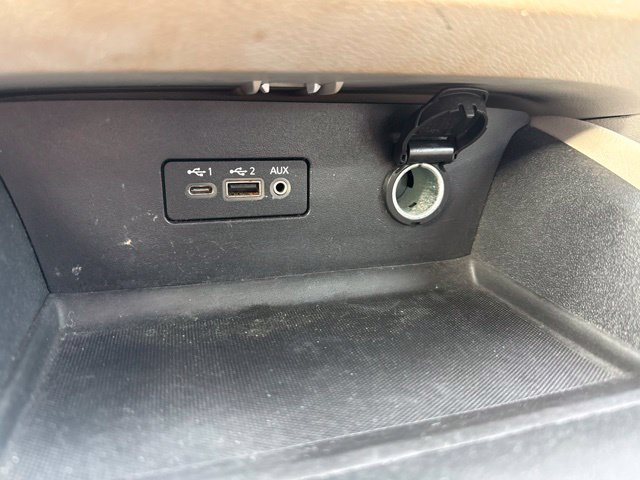 2019 Nissan Altima SV - Photo 18