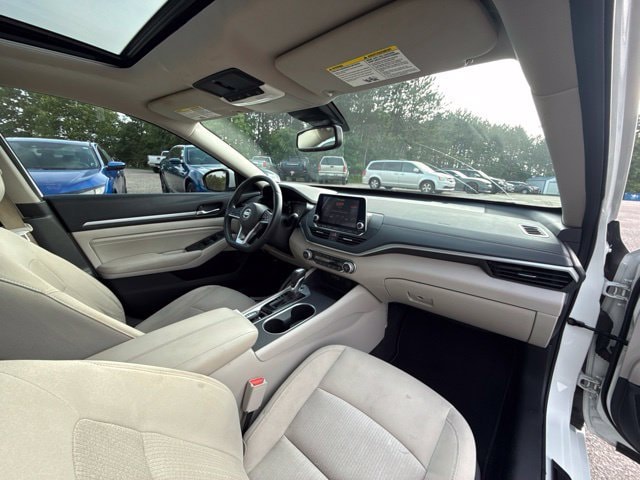 2019 Nissan Altima SV - Photo 27