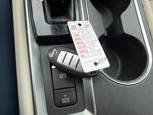 2019 Nissan Altima SV - Photo 19