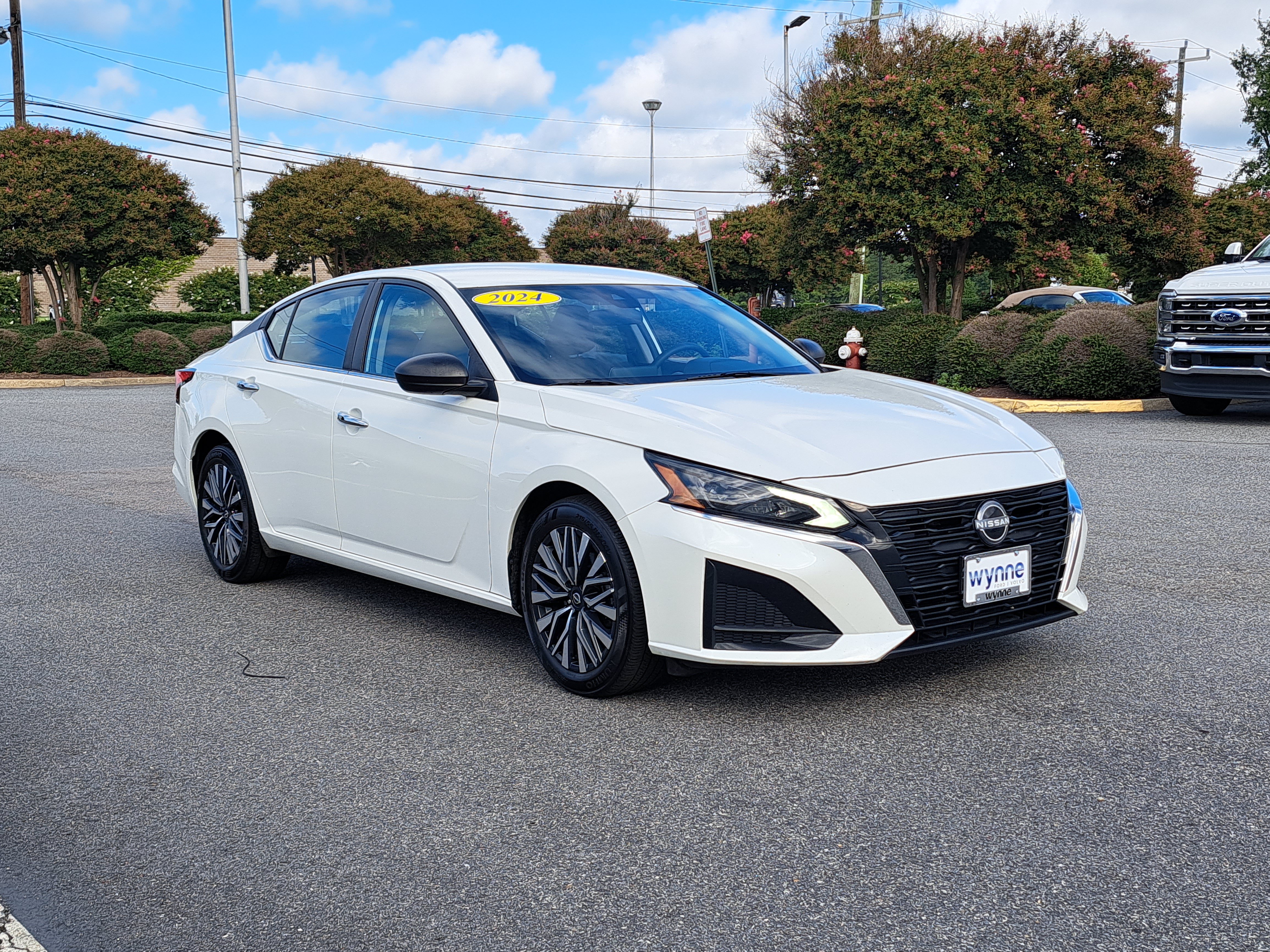 2024 Nissan Altima SV