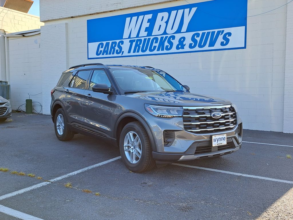 2026 Ford Explorer Active SUV