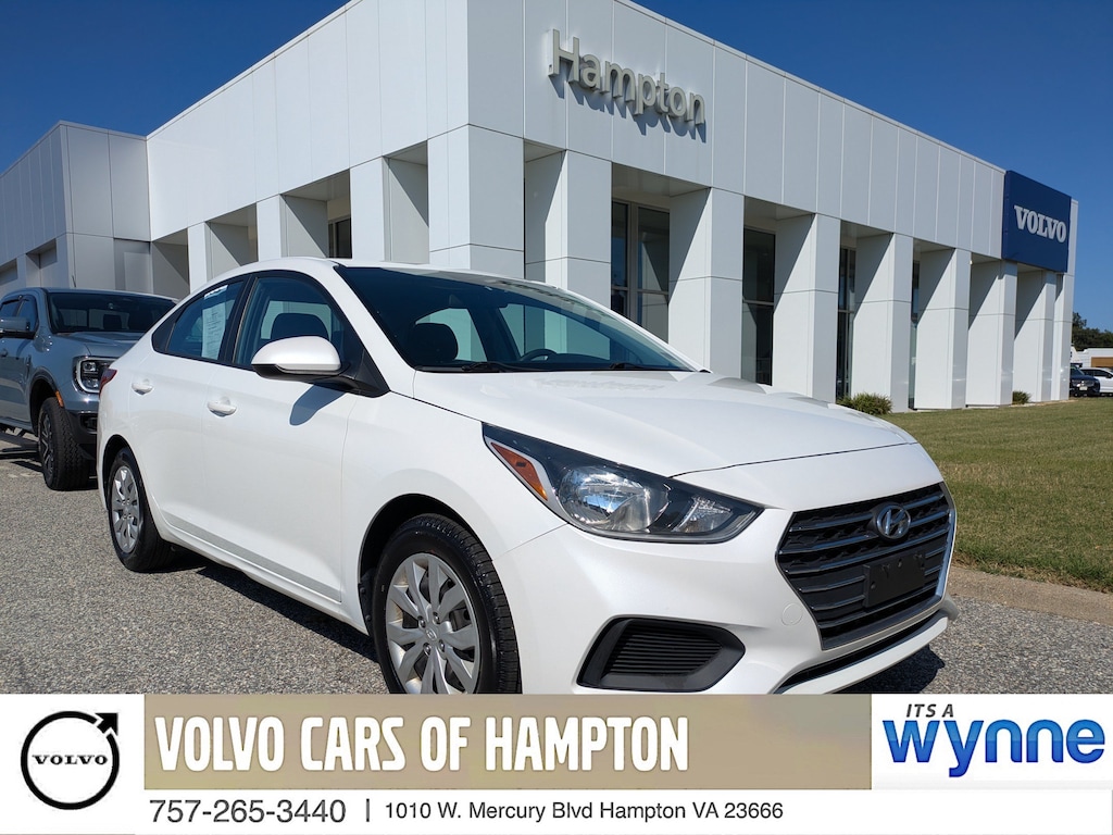 Used 2022 Hyundai Accent SE Sedan