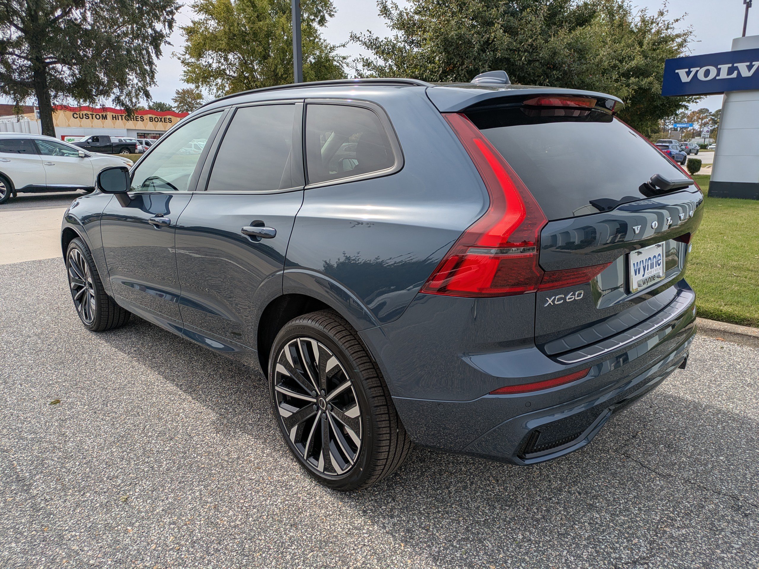 New 2027 Volvo XC60 B5 Ultra SUV