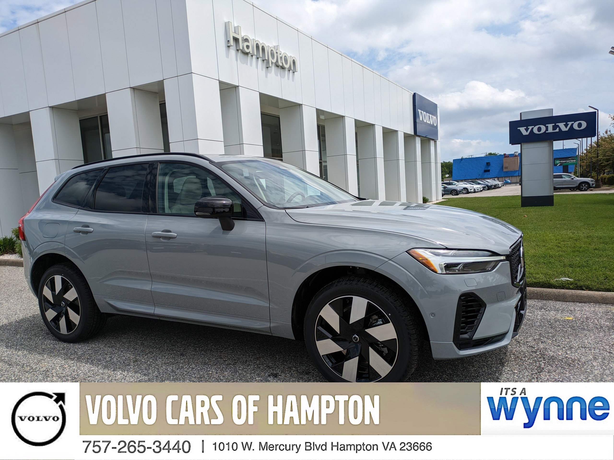  Volvo XC60 plug-in hybrid