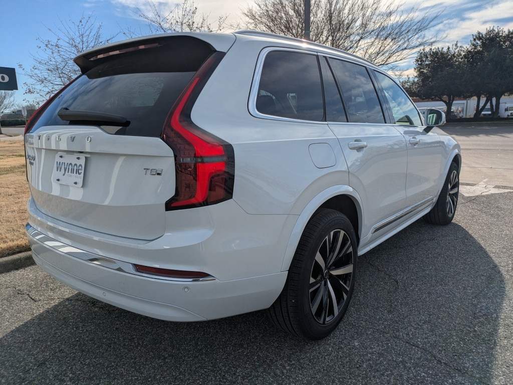 New 2025 Volvo XC90 plug-in hybrid T8 (2025.5) Core 7-Seater SUV