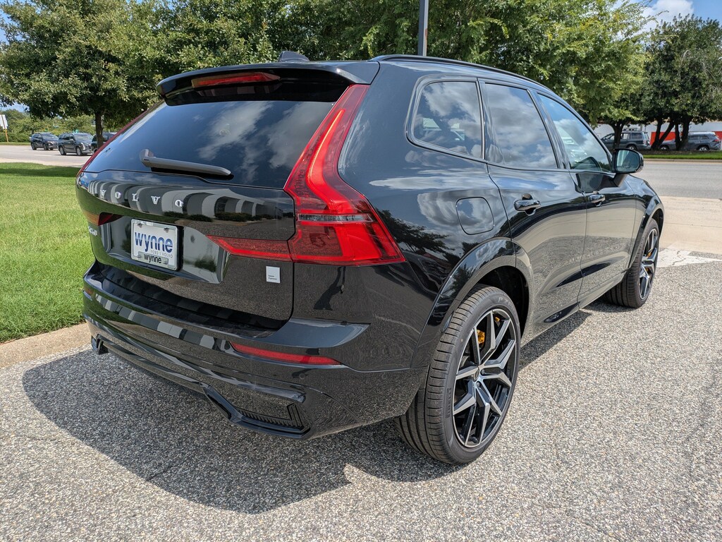 New 2026 Volvo XC60 plug-in hybrid T8 Polestar Engineered SUV