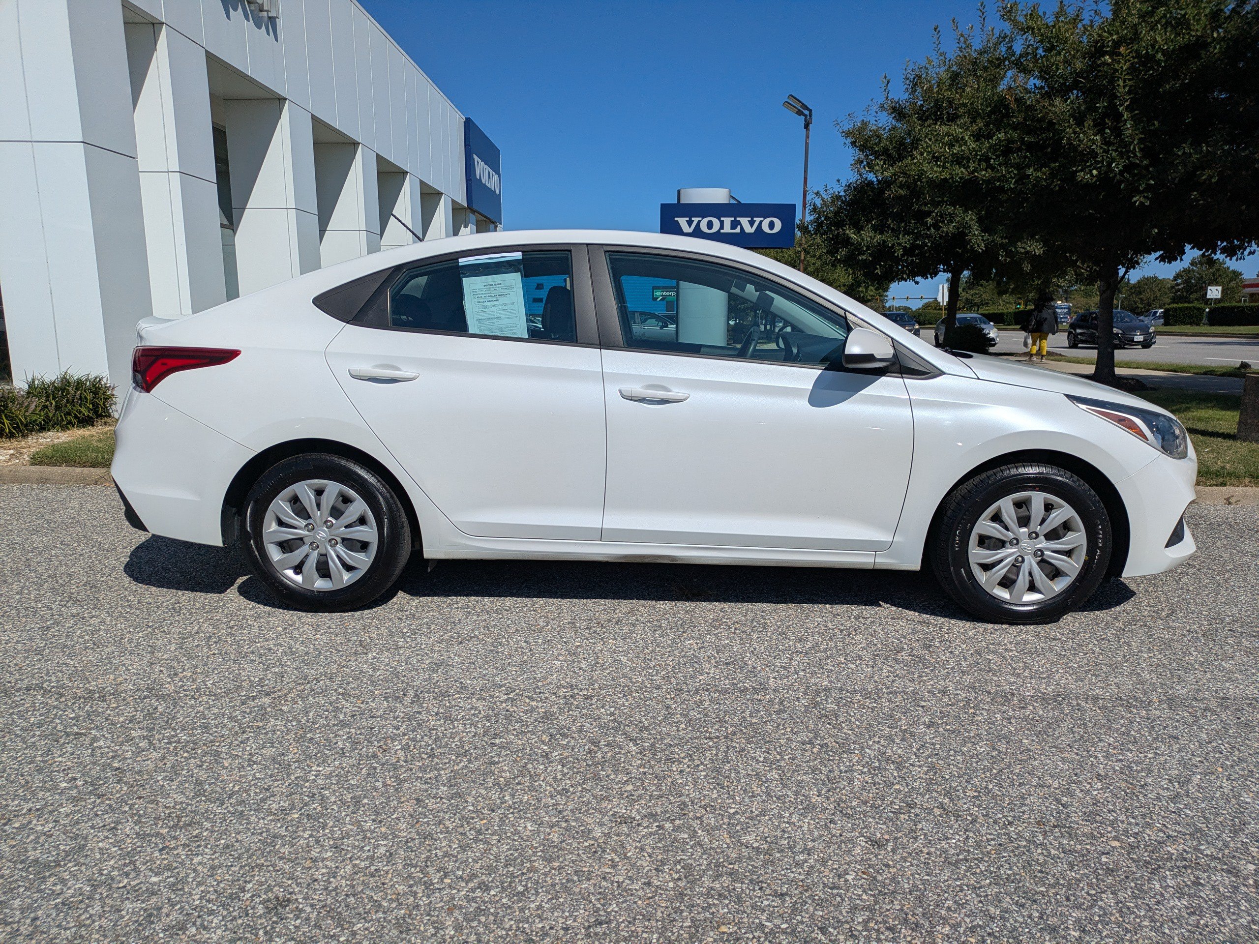 Used 2022 Hyundai Accent SE Sedan