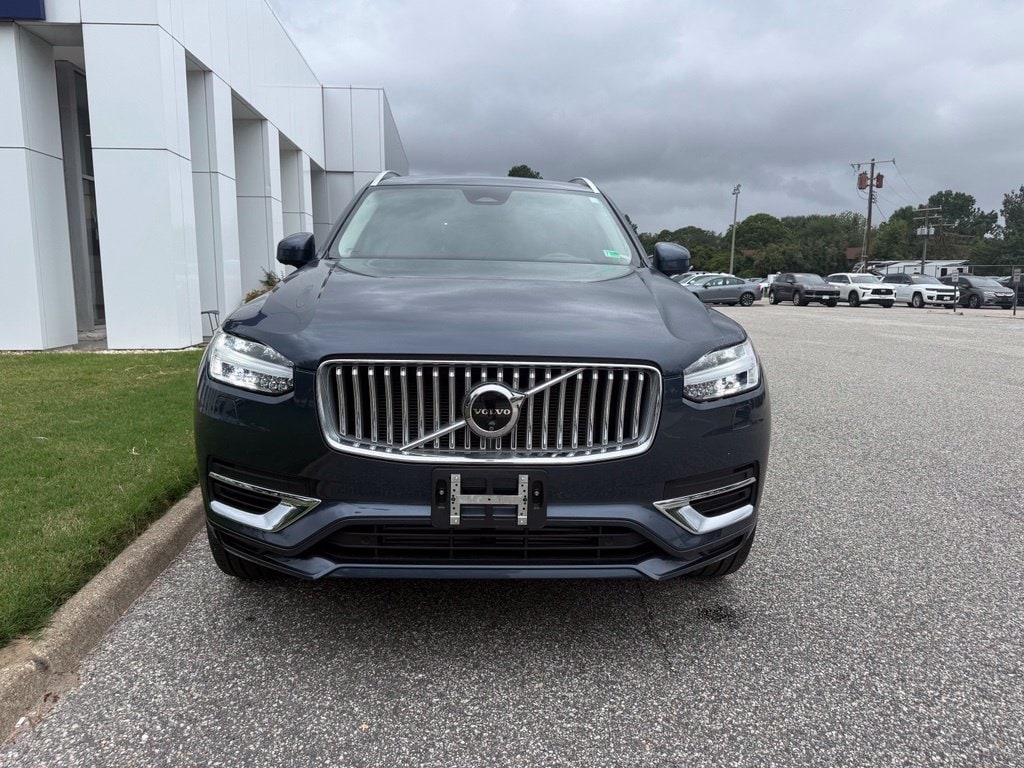 Used 2025 Volvo XC90 Plug-In Hybrid Plus T8 AWD Plus 7-Seater
