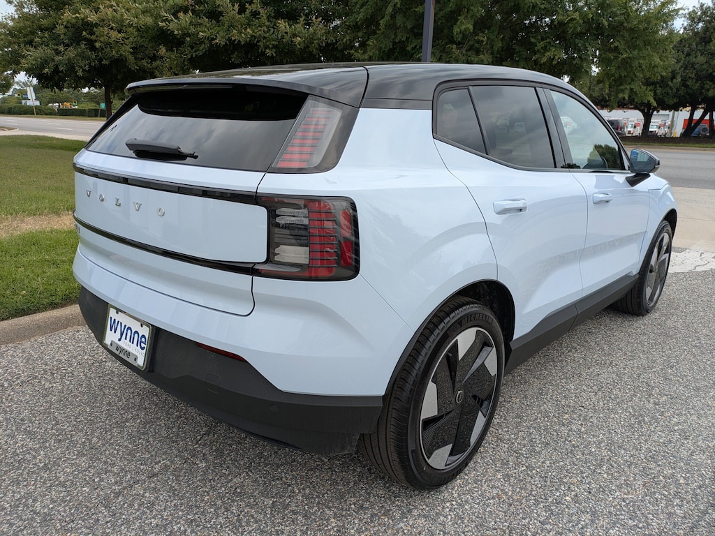 New 2026 Volvo EX30 Single Motor Plus SUV