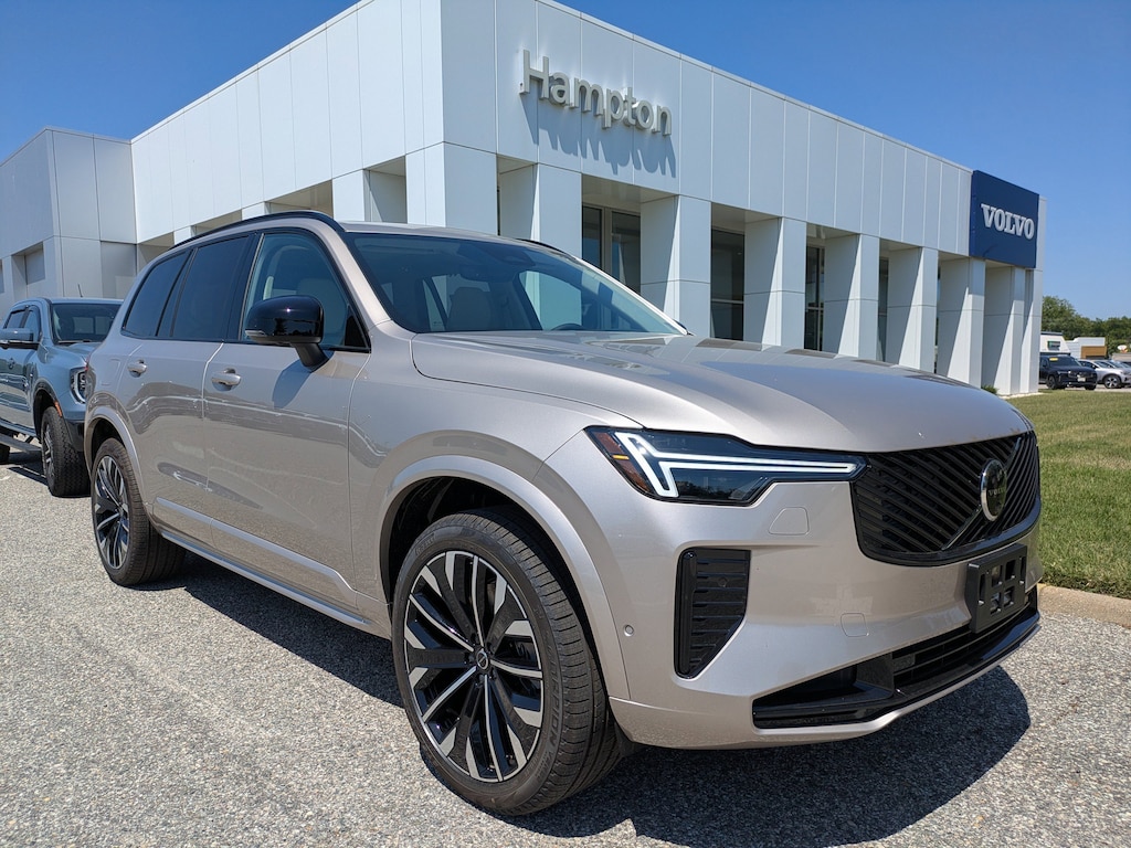 New 2026 Volvo XC90 plug-in hybrid T8 Ultra Dark Theme 7-Seater SUV