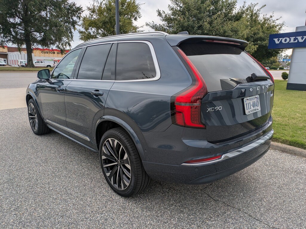 New 2026 Volvo XC90 plug-in hybrid T8 Ultra 7-Seater SUV
