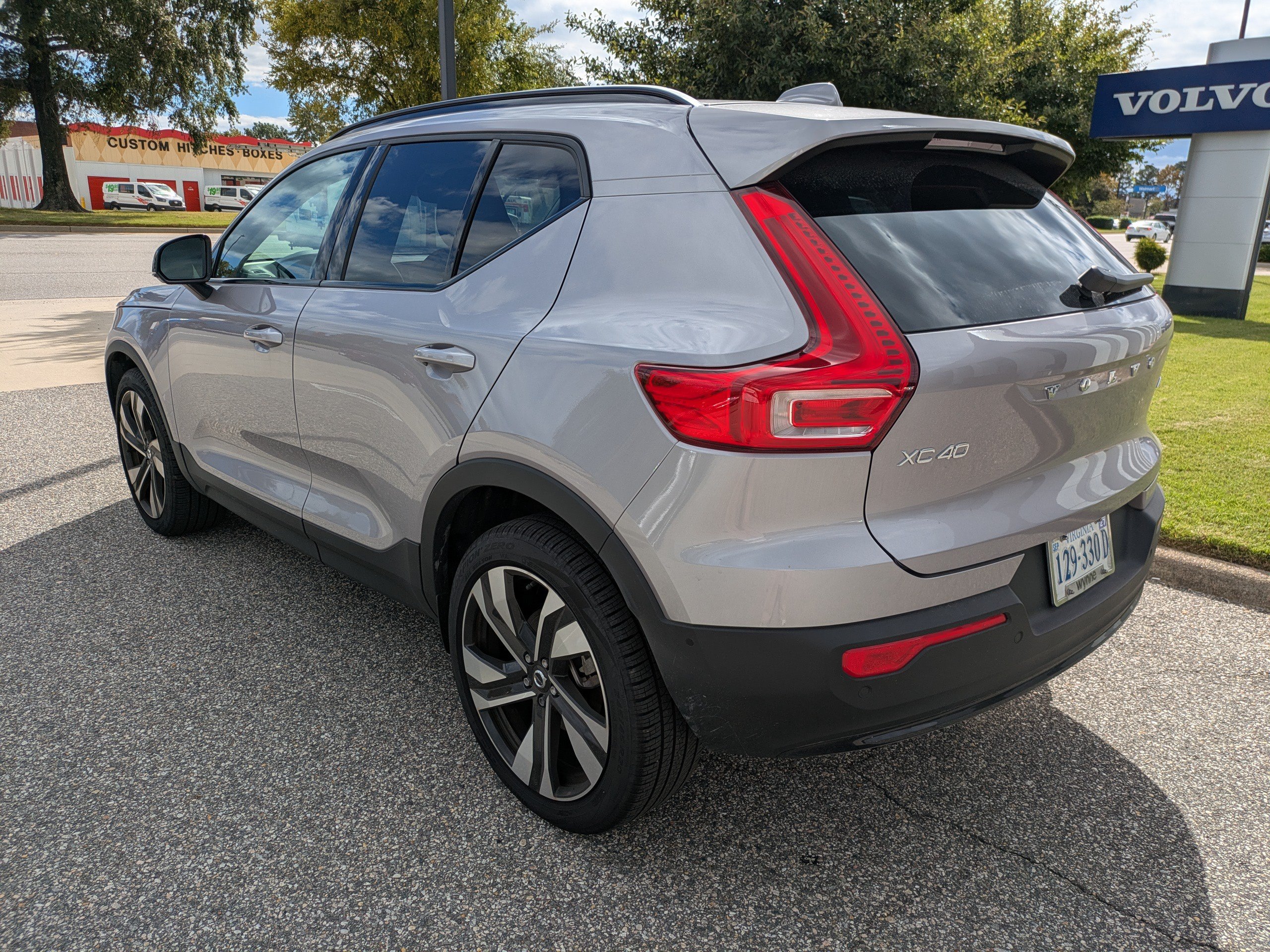 New 2026 Volvo XC40 B5 Plus SUV