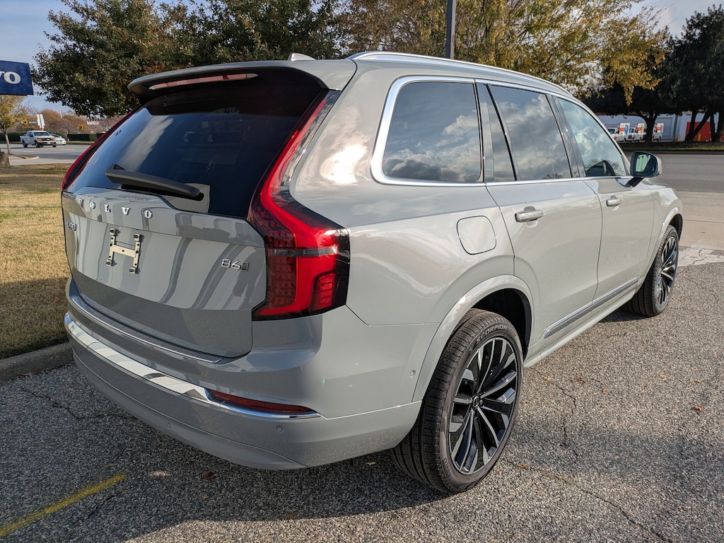 New 2026 Volvo XC90 B6 Plus 7-Seater SUV