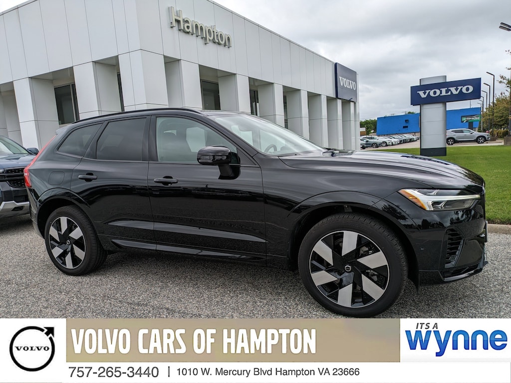 New 2025 Volvo XC60 plug-in hybrid T8 Plus SUV