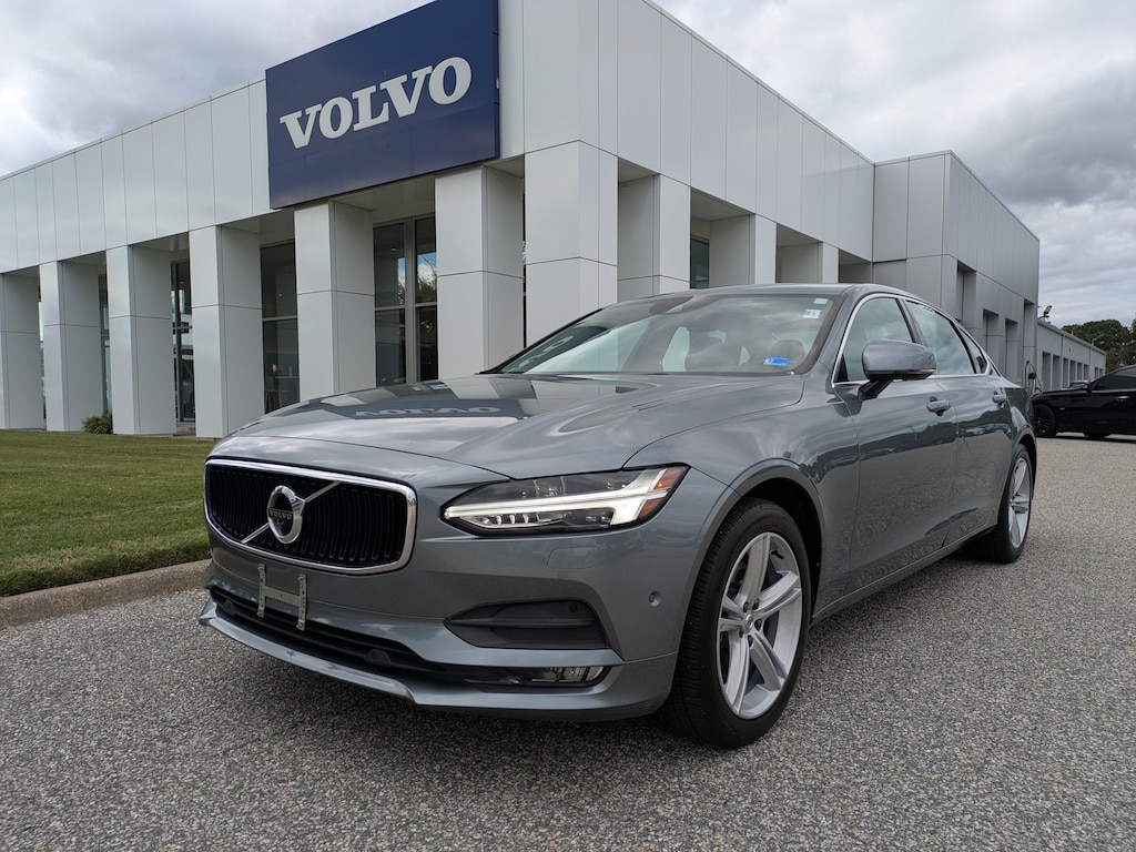Used 2018 Volvo S90 Momentum T5 AWD Momentum