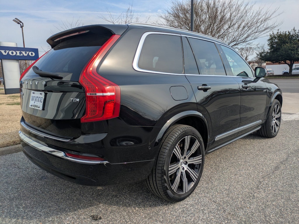 New 2025 Volvo XC90 plug-in hybrid T8 Ultra 7-Seater SUV