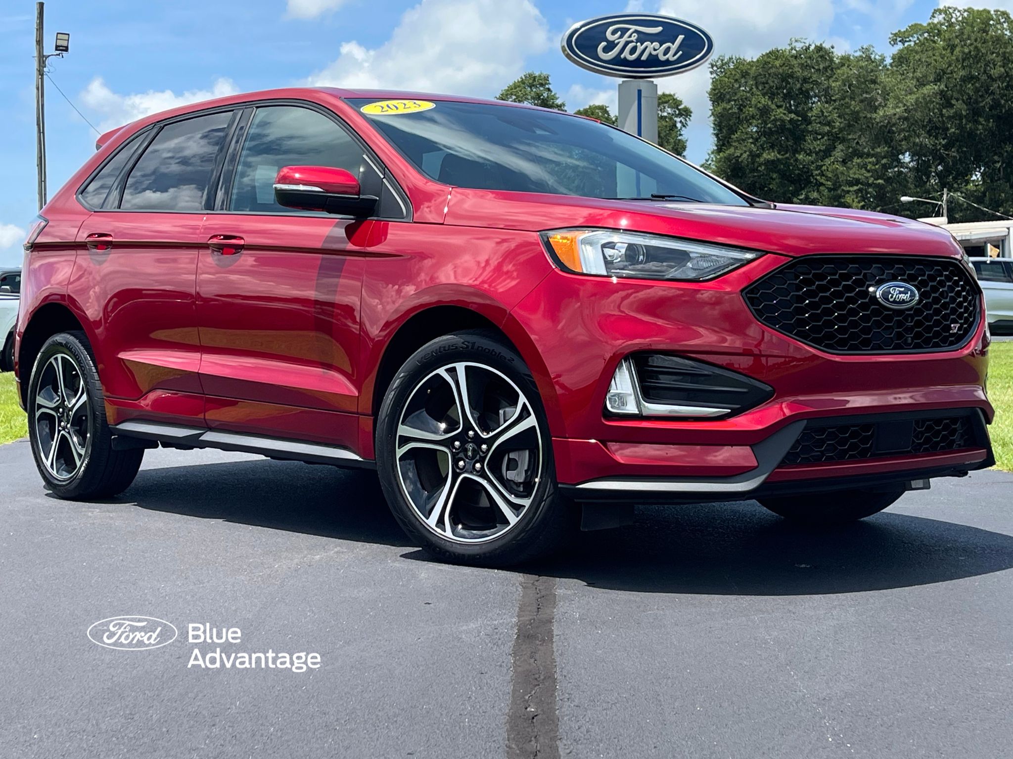 2023 Ford Edge