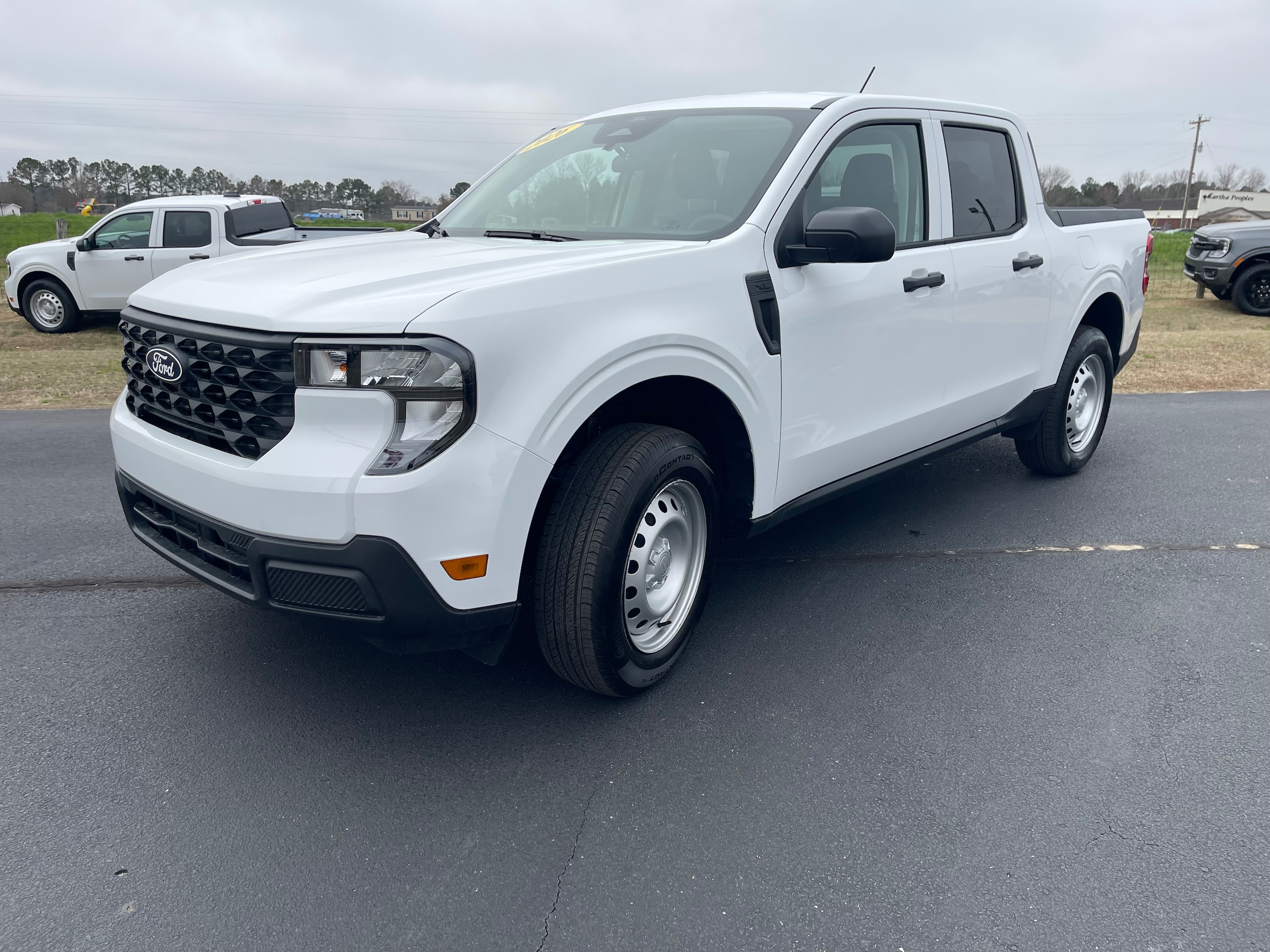 2026 Ford Maverick XL - Photo 13