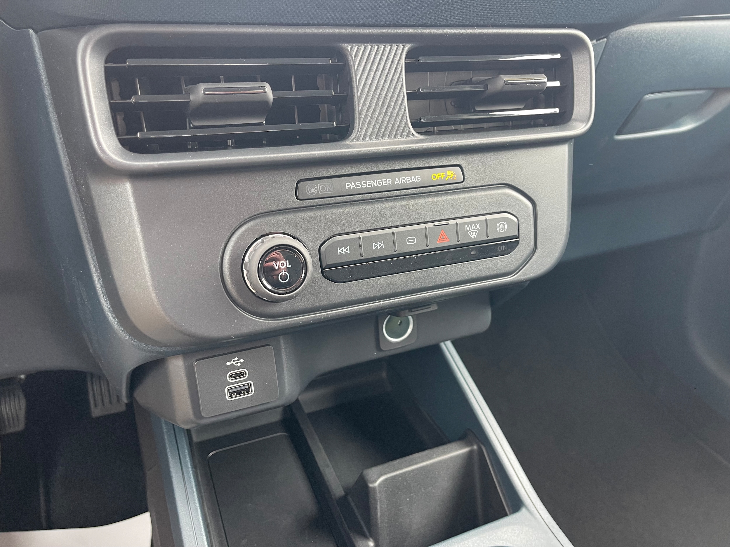 2026 Ford Maverick XL - Photo 25