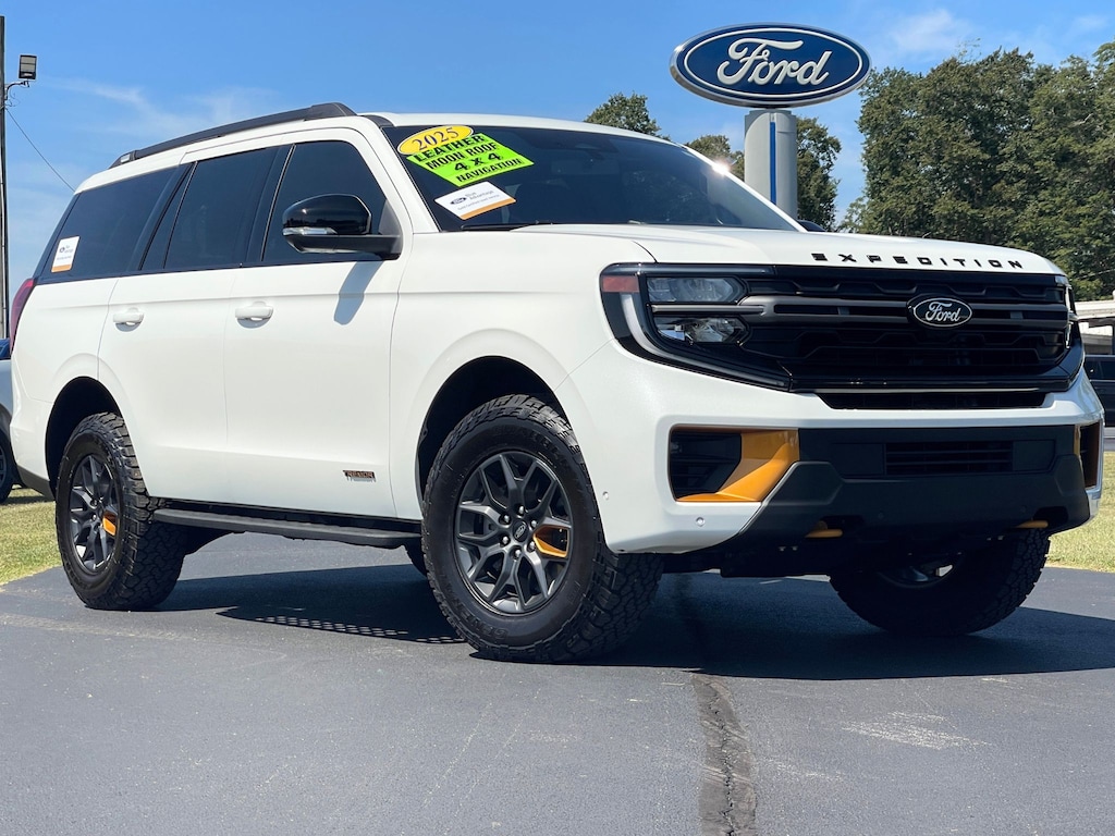 Certified 2025 Ford Expedition Tremor Tremor 4x4
