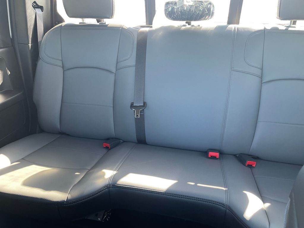 2026 RAM 3500 Tradesman - Photo 16