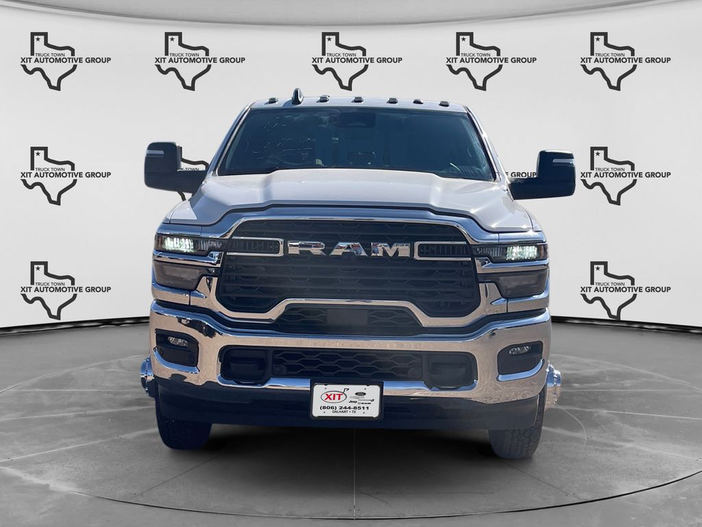 2026 RAM 3500 Tradesman - Photo 8