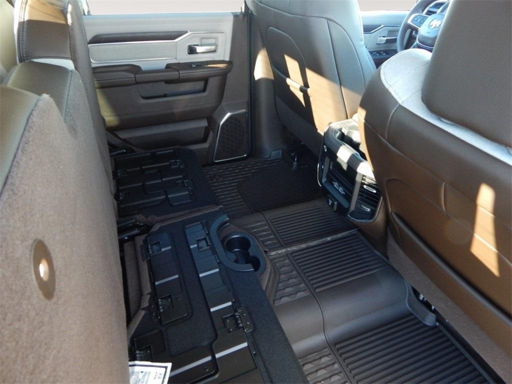 2026 RAM 2500 Laramie - Photo 12