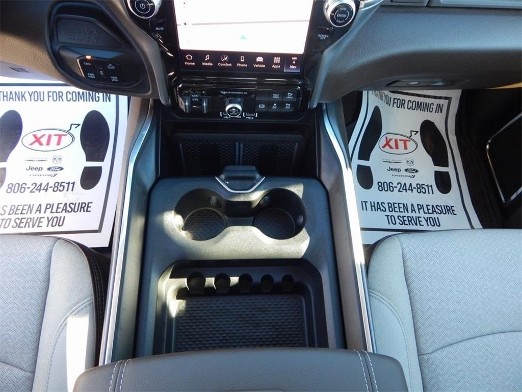 2026 RAM 2500 Laramie - Photo 23