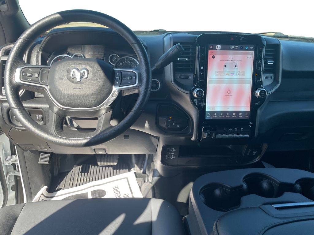 2026 RAM 3500 Tradesman - Photo 12