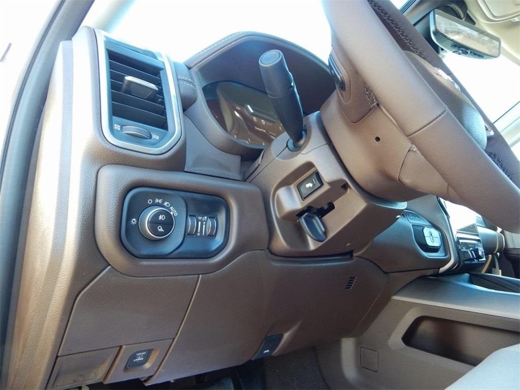 2026 RAM 2500 Laramie - Photo 18
