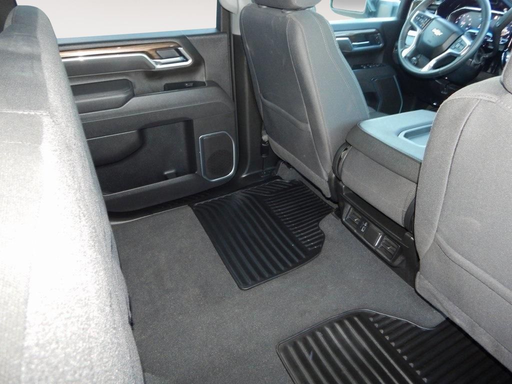 2025 Chevrolet Silverado 2500HD LT - Photo 13