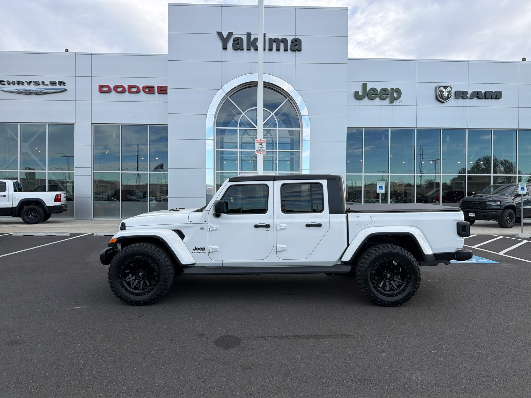 2021 Jeep Gladiator