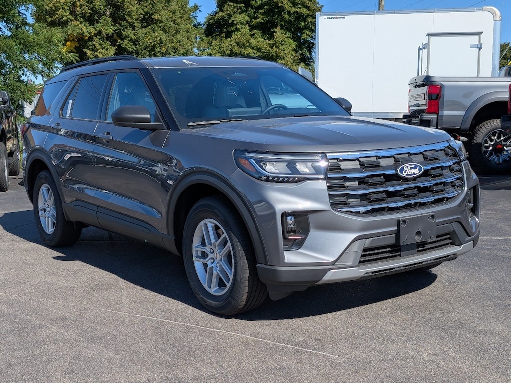 New 2027 Ford Explorer Active w/200A Pkg SUV