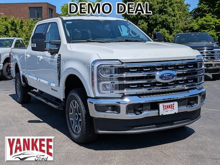 2026 Ford Super Duty F-250 SRW LARIAT TRUCK