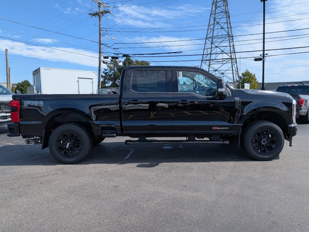 New 2027 Ford Super Duty F-250 SRW LARIAT TRUCK