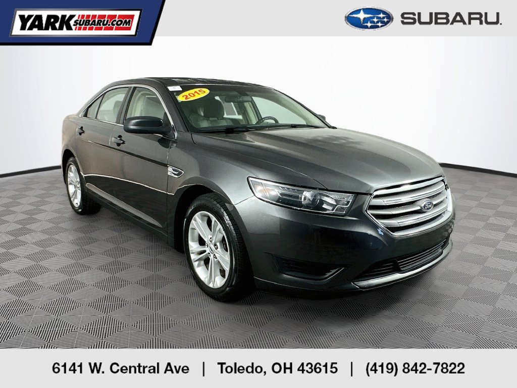 2015 Ford Taurus