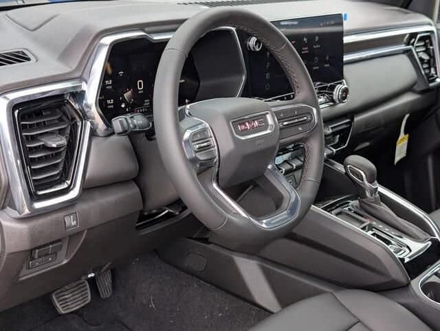 2026 GMC Canyon Elevation - Photo 13