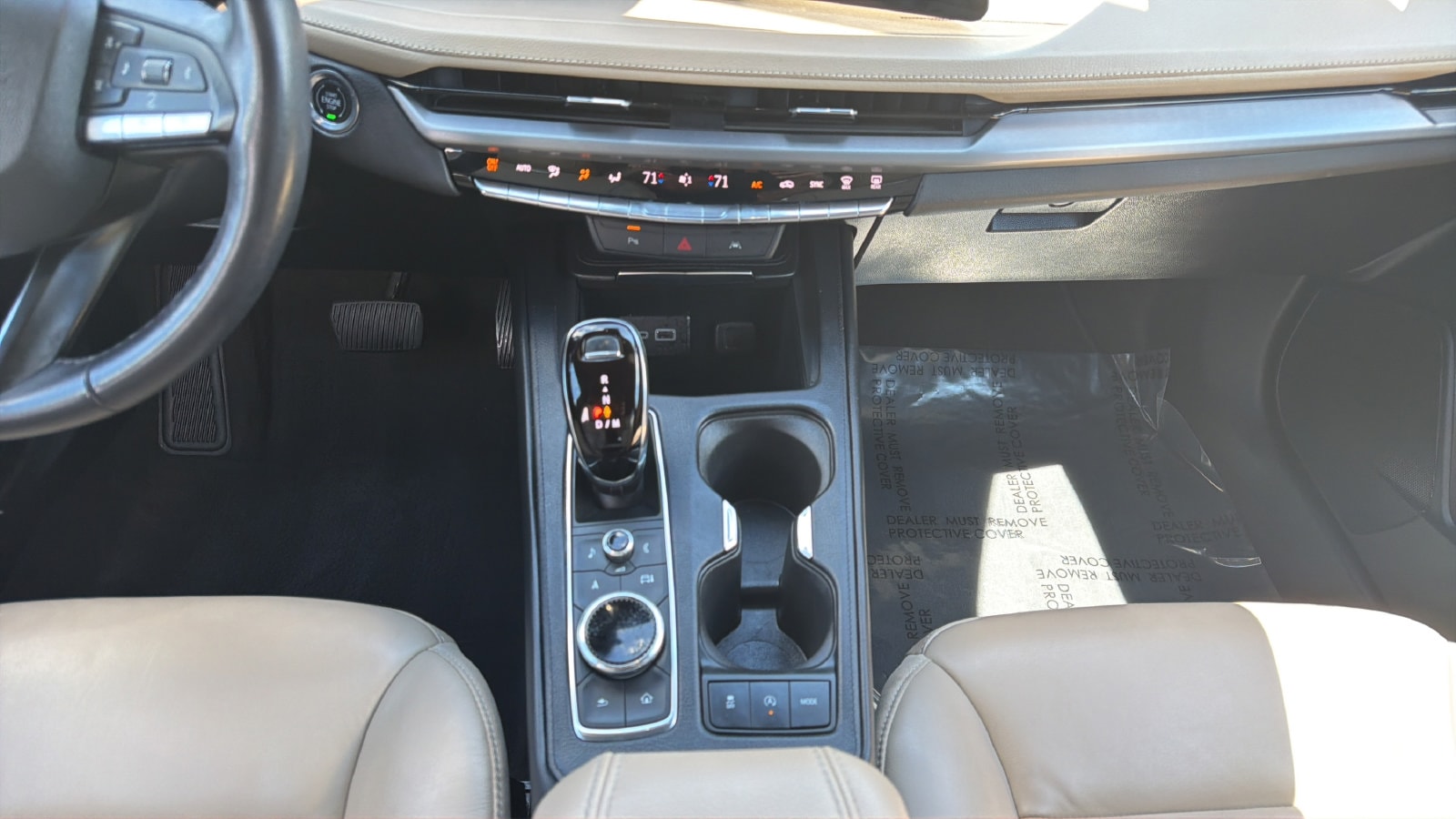 2024 Cadillac XT4 Premium Luxury - Photo 16