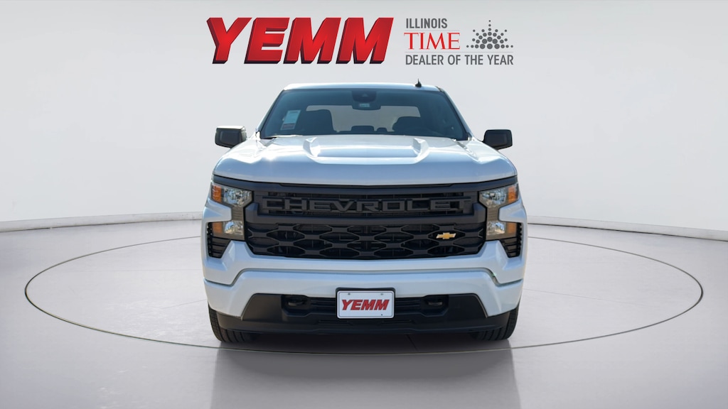 New 2026 Chevrolet Silverado 1500 Custom Truck